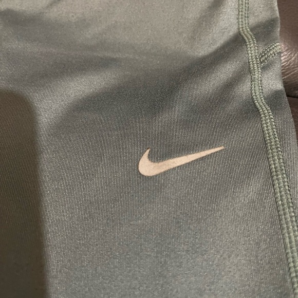 Nike Running greenish Teal SMALL, so soft , comfy cropped - Picture 10 of 13